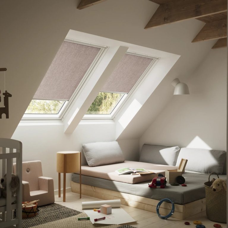 VELUX Translucent roller blind